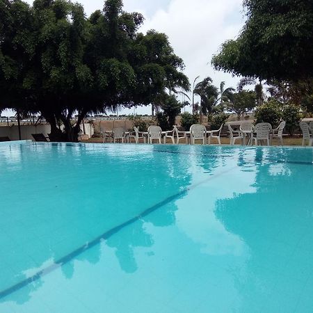 Onreech Hotel Seeduwa Dış mekan fotoğraf