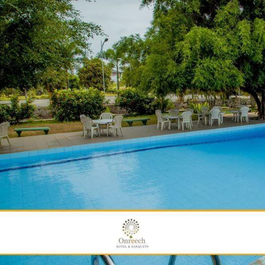 Onreech Hotel Seeduwa Dış mekan fotoğraf