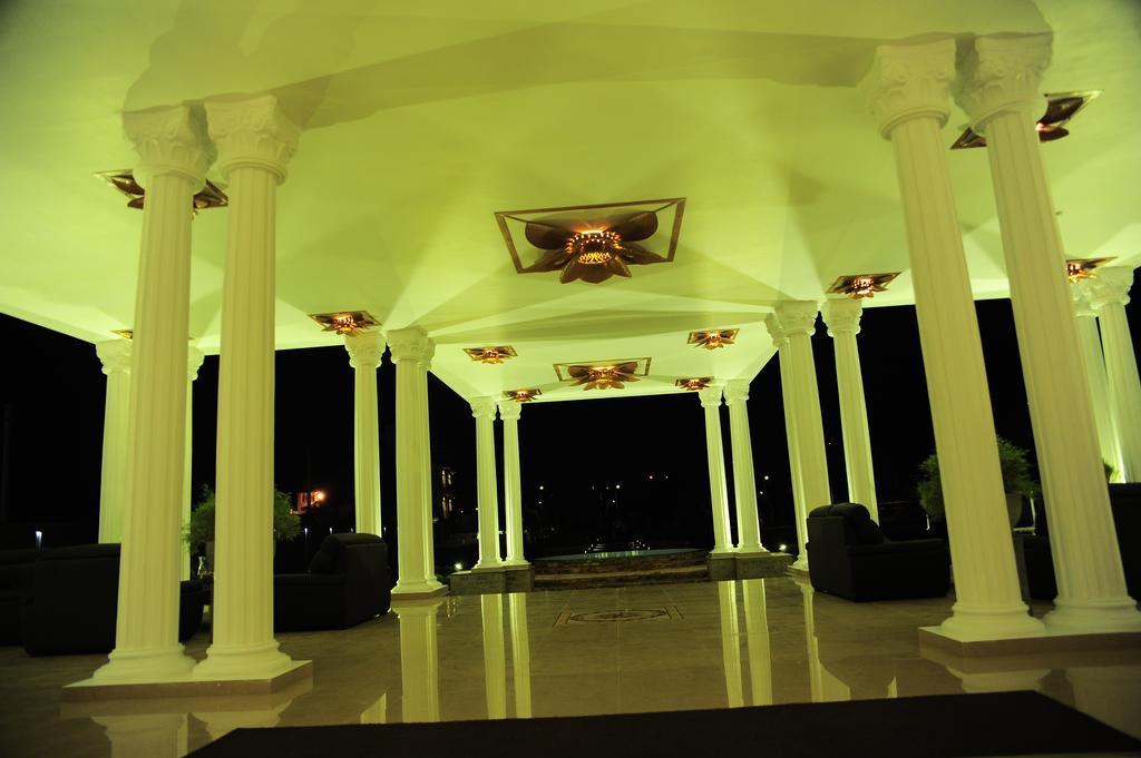 Onreech Hotel Seeduwa Dış mekan fotoğraf