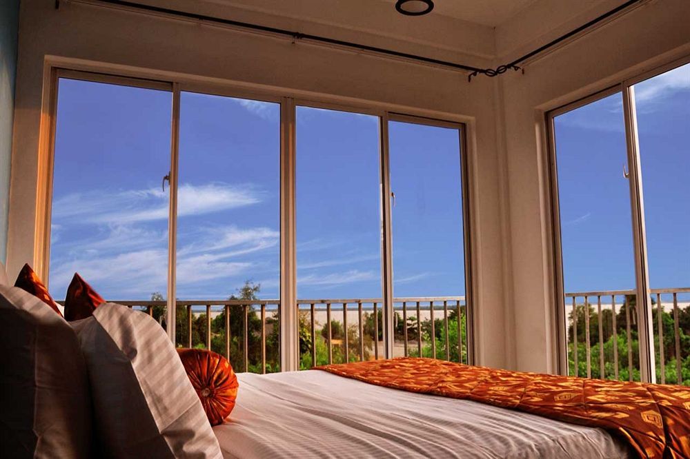 Onreech Hotel Seeduwa Dış mekan fotoğraf